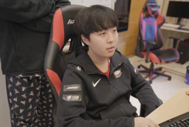 对于球迷而 对于球迷而