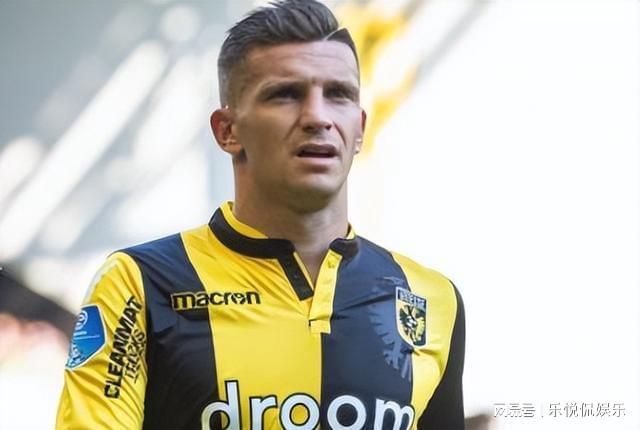 层面占据上 层面占据上