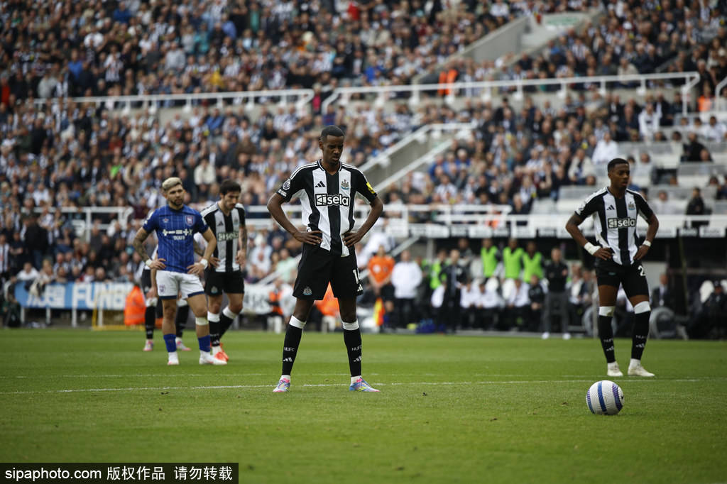 现起伏不定 现起伏不定